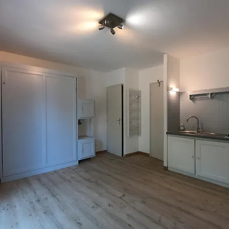 Apartmán Orangeraie-1-claira