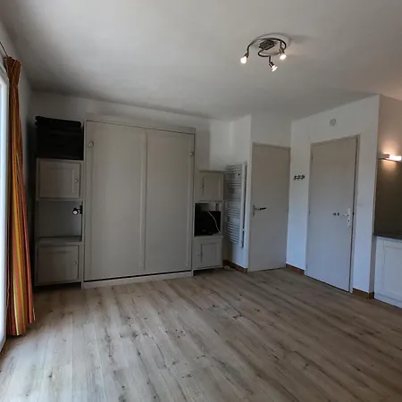 Apartmán Orangeraie-1-claira *