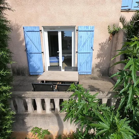 Orangeraie-1-claira Apartmán *